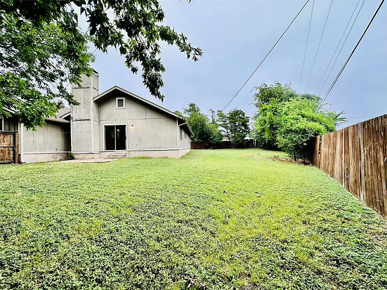1611 Onion Creek Village Dr #A — Photo 29