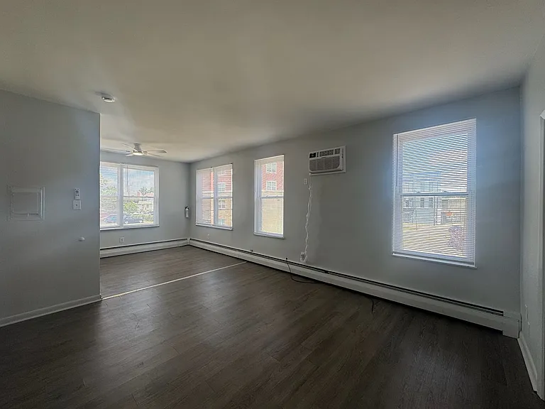 4010 Montgomery Road — Photo 4