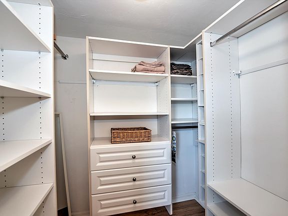 2nd image of 1175 Mainsail Dr Unit 701