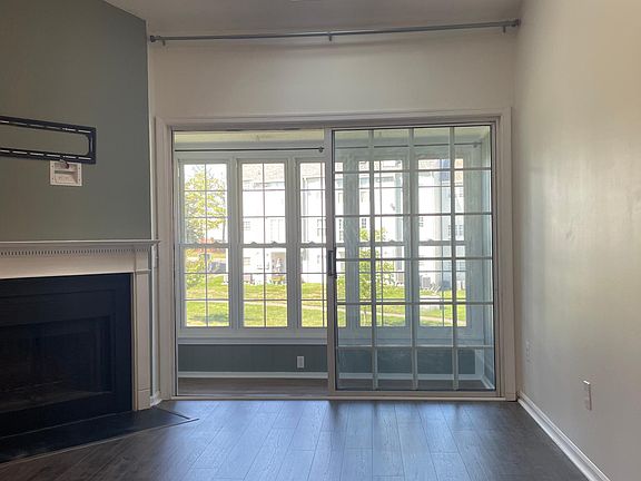 Living room freshly painted with new flooring
