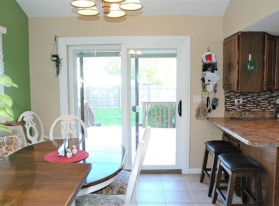 4th image of 20791 W Sanrem Ave