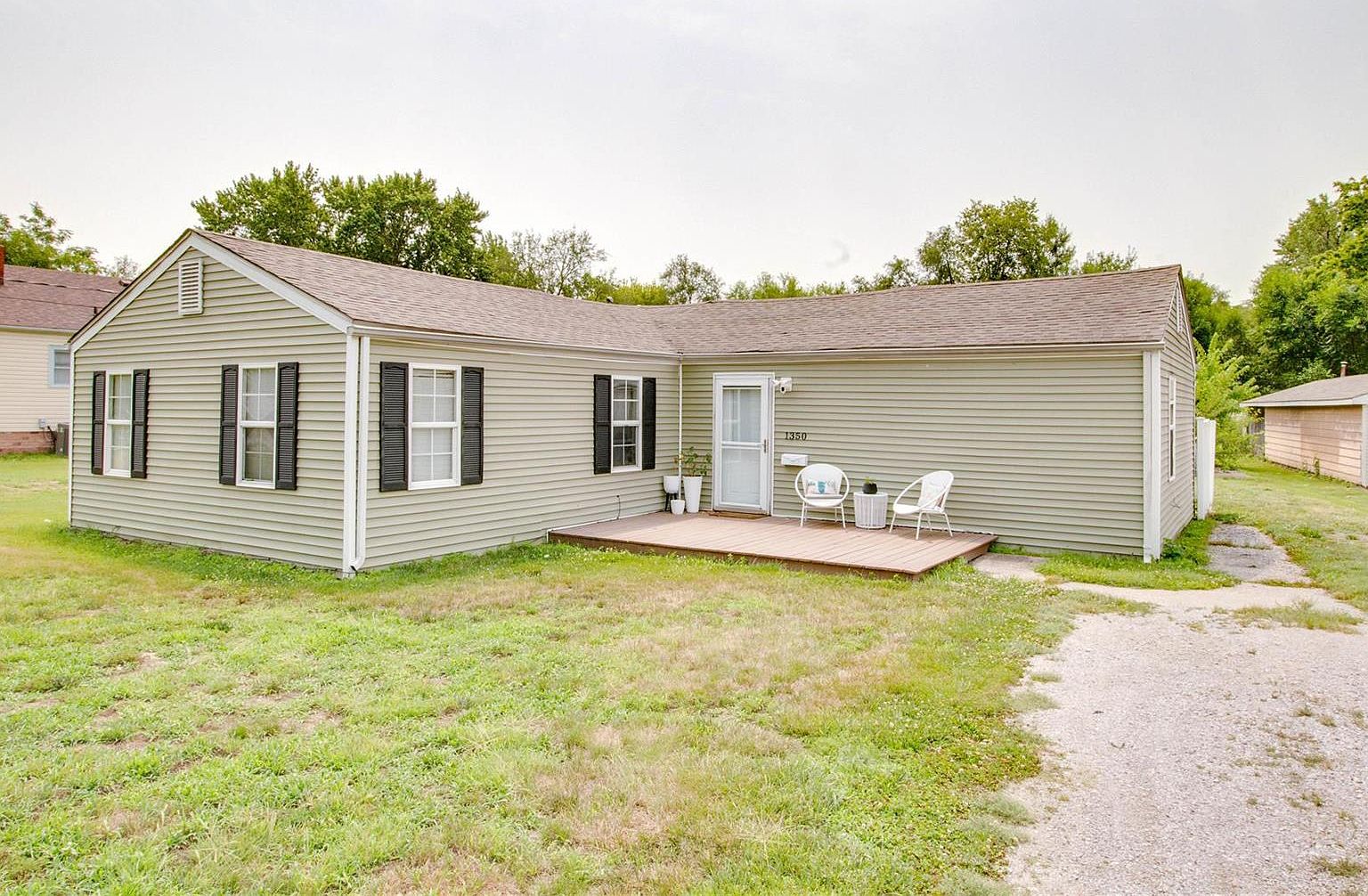 1350 Miland St, Wood River, IL 62095 Zillow