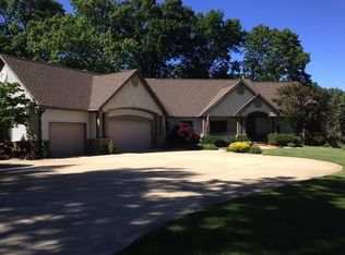 21167 Brick Rd, South Bend, IN 46628