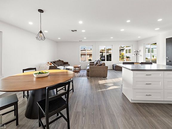 2nd image of 718 Sycamore Ave Space 97
