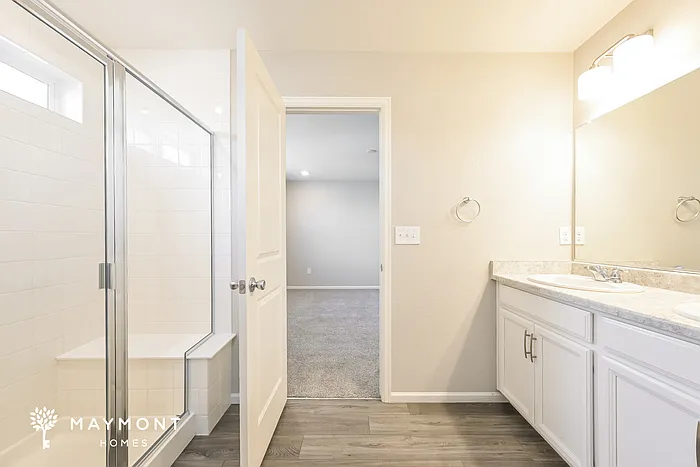 6073 N Orleans St — Photo 8