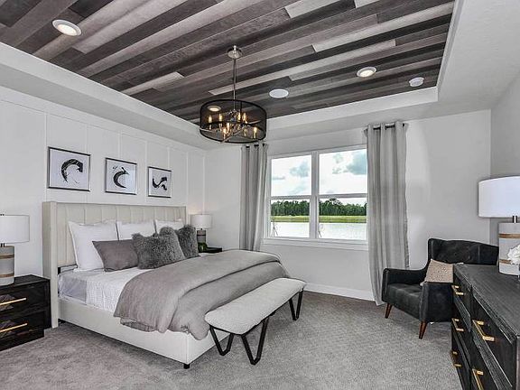 Beautiful Owner s Suite