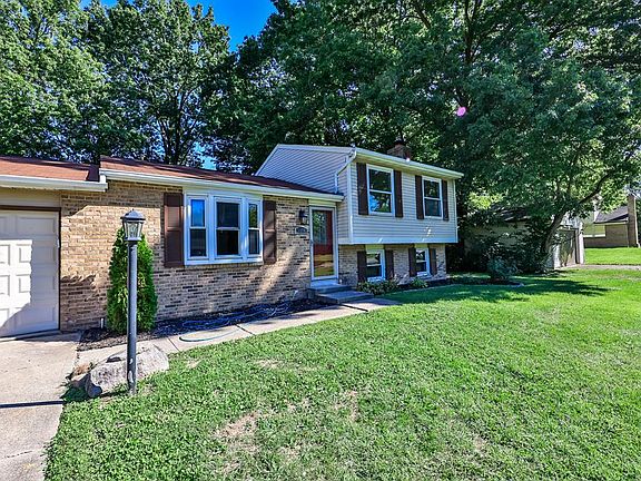 3rd image of 1374 Cottonwood Ct