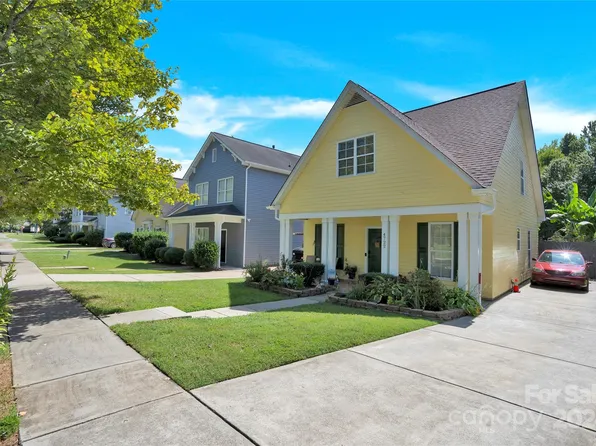 4722 Eaves Ln, Charlotte, NC 28215