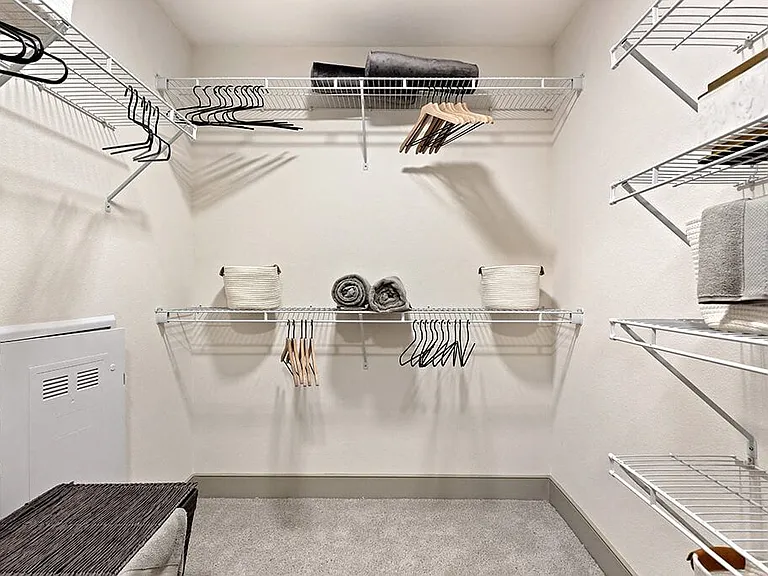 Altitude Apartments — Photo 21