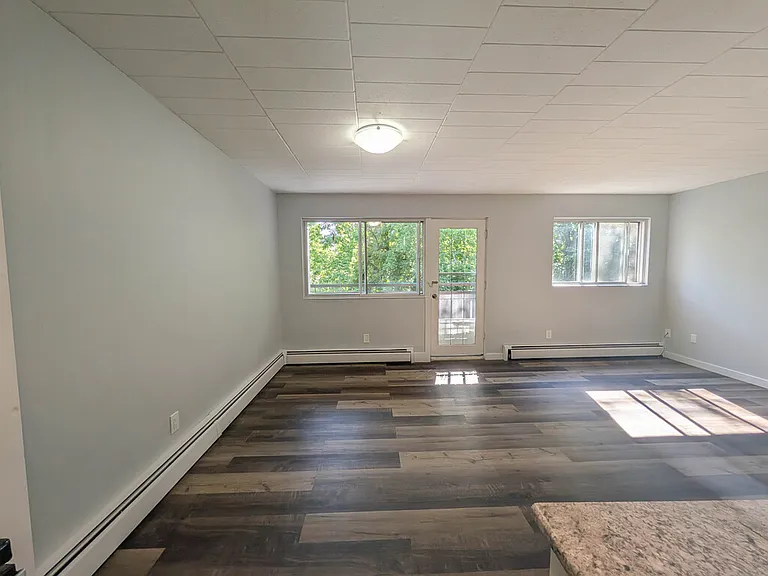 2B Arlington Ave #309 — Photo 3
