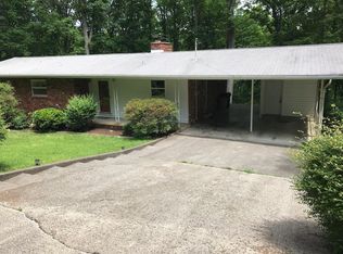 118 E Morningside Dr, Oak Ridge, TN 37830