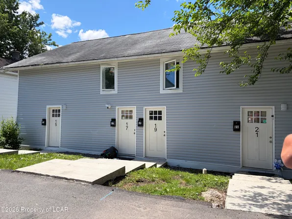 15 Murray St, Larksville, PA 18704