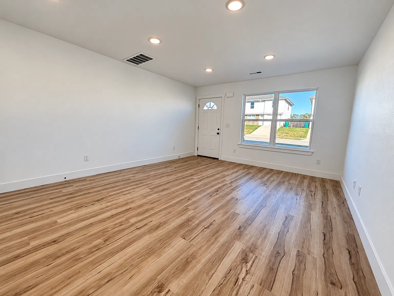 1205 Nedra Drive — Photo 4