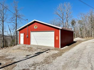 25 Hawk Dr, Burnside, KY 42519