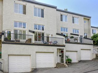 411 Aberdeen Dr #22, Kamloops, BC V1S1X2