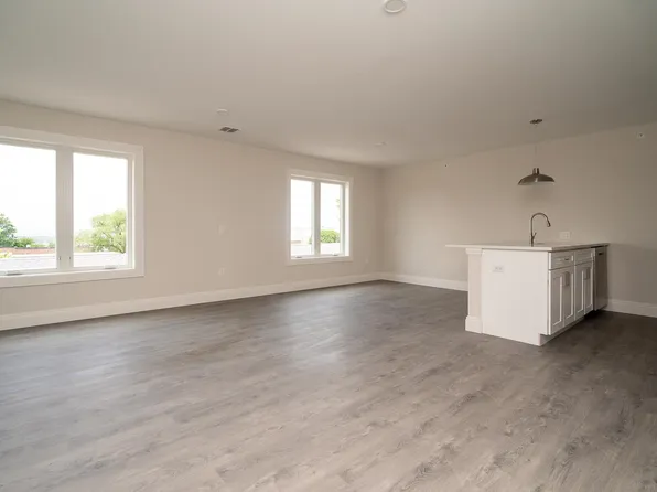 1209 26th Street image 21 of 28