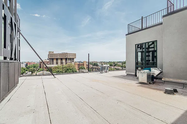 Rented by Nooklyn NYC LLC | media 7