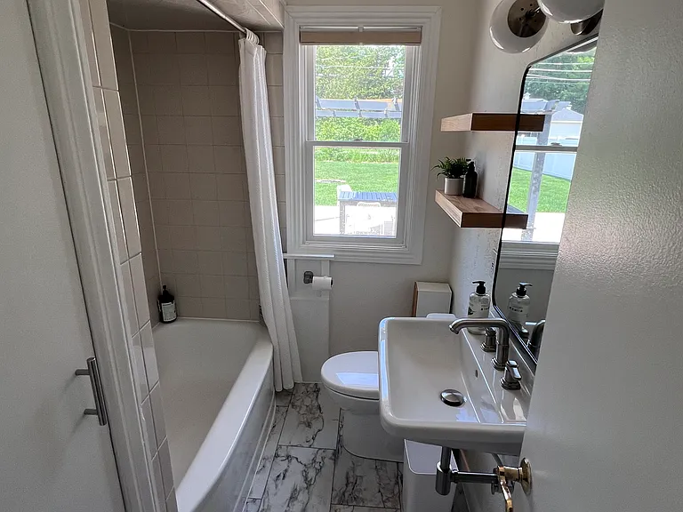 506 Chippewa St — Photo 16