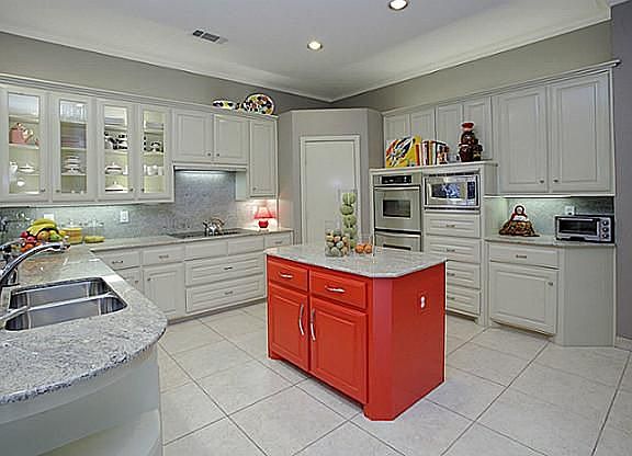 5th image of 6409 Cypress Point Dr