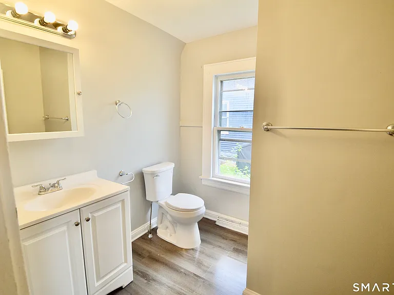 2310 Barnum Ave #1 — Photo 13