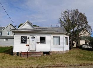 215 Nesbit St, Franklin, PA 16323