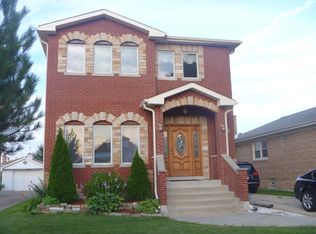 4733 N Sayre Ave, Harwood Heights, IL 60706