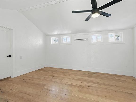 3rd image of 1506 N Waddill St