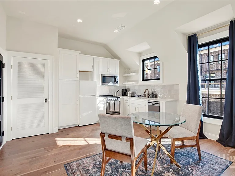 408 Geo Meyer Ave #CARRIAGE HOUSE — Photo 21