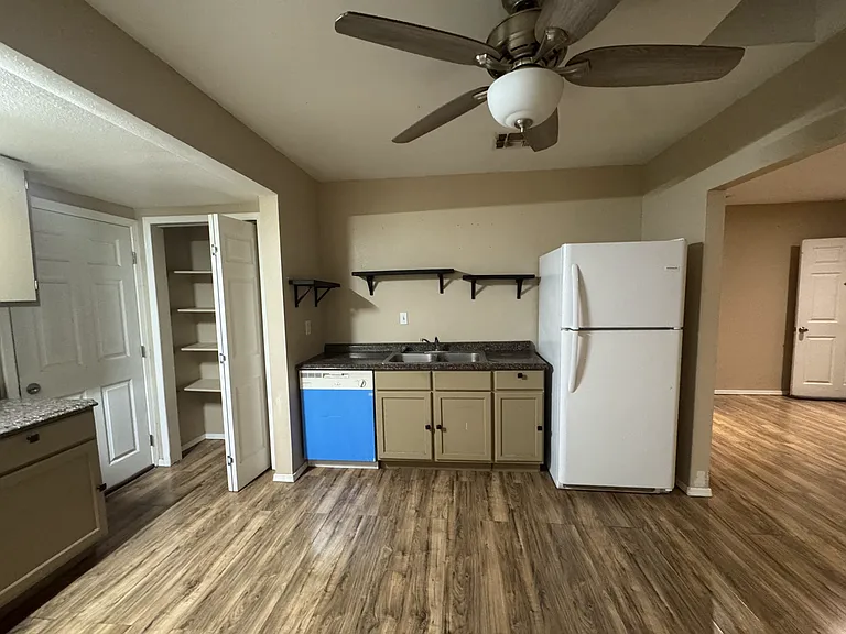 3601 Kemp Ave — Photo 3