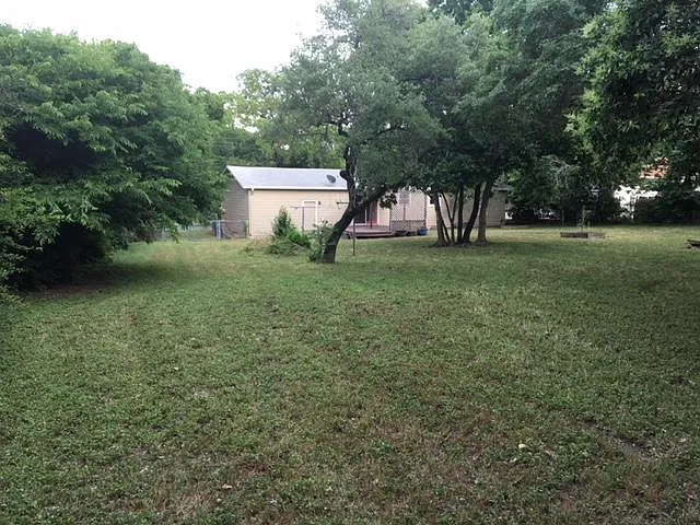 3 bed, 1100 sqft, $1,675 — Photo 2