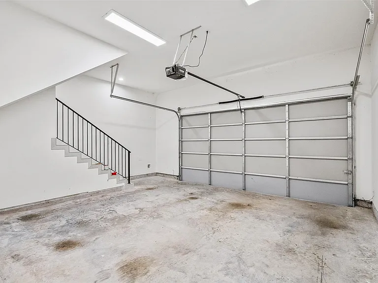 104 Tolima Dove St — Photo 38