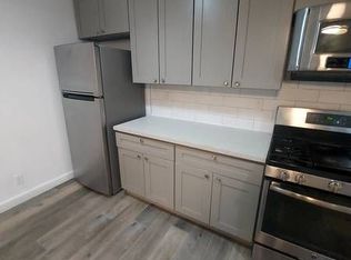 445 E Francis St, Corona, CA 92879