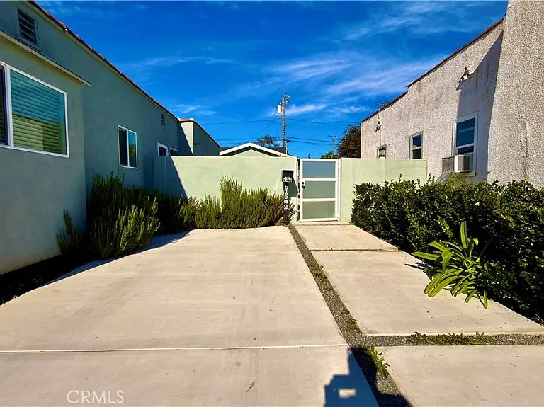 515 Florence La 1 — Photo 3