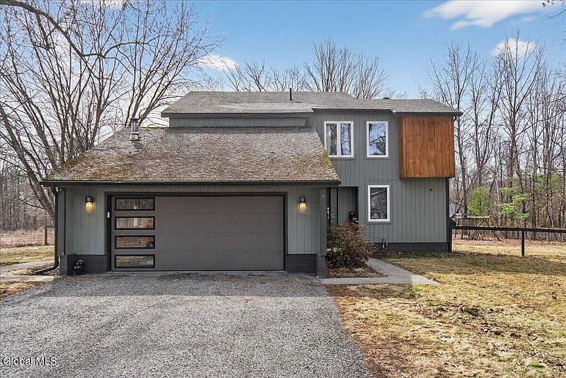 2nd image of 751 Corinth Road