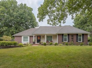 2400 W 120th Ter, Leawood, KS 66209