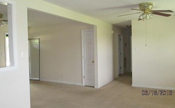 2nd image of 521 Jewel Dr