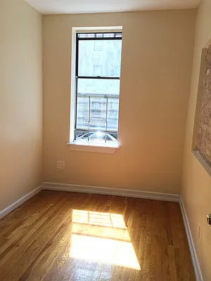 Rented by Bohemia Realty Group | media 19