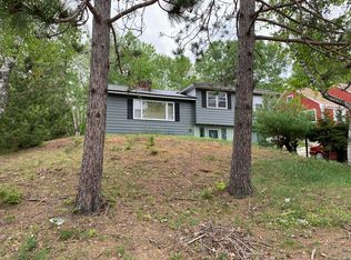 17 Pleasant St, Millinocket, ME 04462