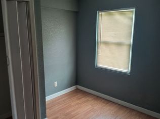 704 N Willow Ave, Sugar Creek, MO 64053