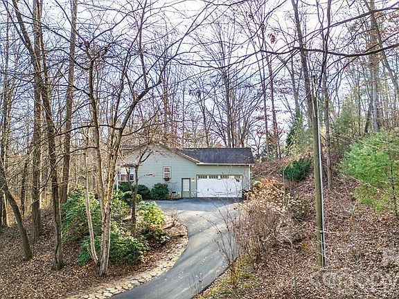 2nd image of 241 Crocus Ln