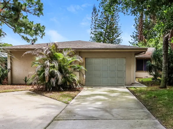 225 Bayhead Dr, Melbourne, FL 32940