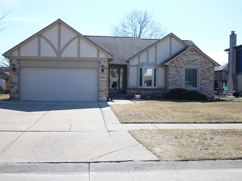 1st image of 44447 Manitou Dr