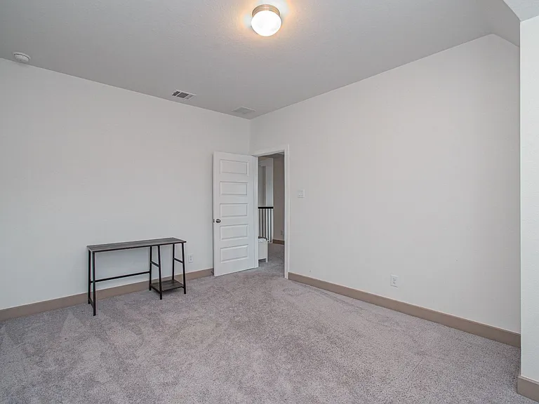 4211 Limestone Ter — Photo 6