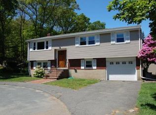 9 Starbard Ter, Peabody, MA 01960