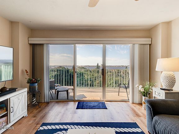 5th image of 4 Oceans West Blvd APT 508B