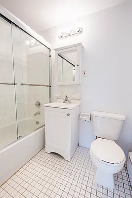 Rented by Oxford Property Group | media 35