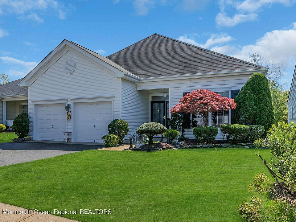 14 Quicksilver Court, Lakewood, NJ 08701 Zillow