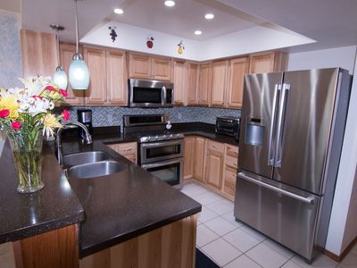 6646 Cimarron Cir, Anchorage, AK, 99504