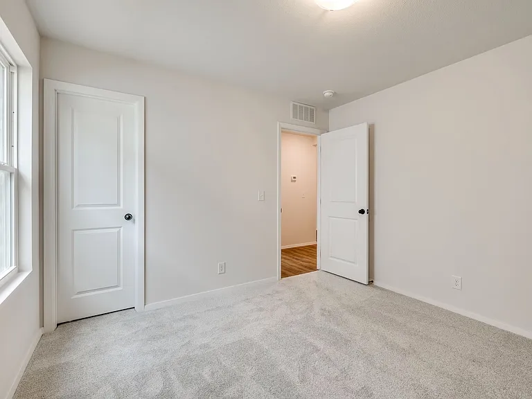 3422 E 153rd St S — Photo 22