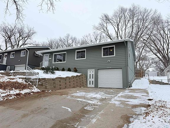 2nd image of 2638 S Cecelia St